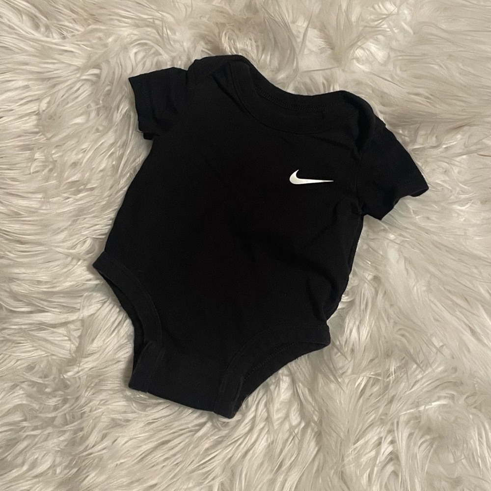 🔴Sold🔴Nike Newborn Onesie